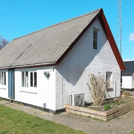 10 Person In Thyholm-by Traum Thyholm